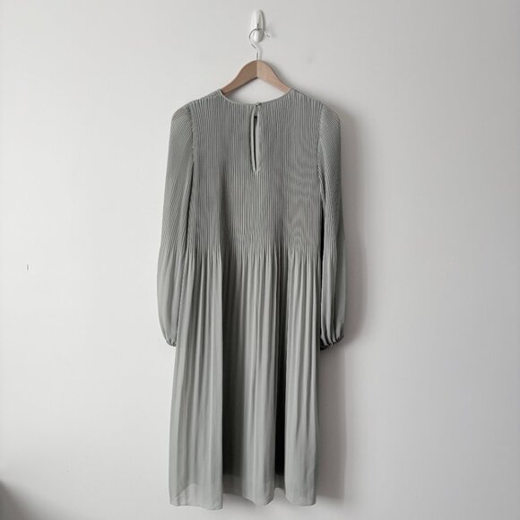 Aritzia Wilfred Daydreamer Midi Dress Pleated Chiffon Light Sage Green Size XS - Picture 4 of 7